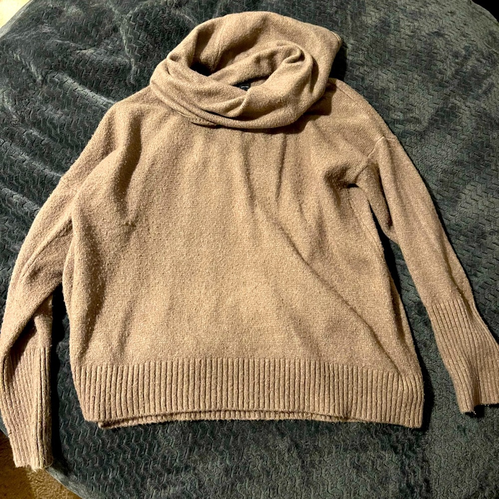 COMFY SWEATER